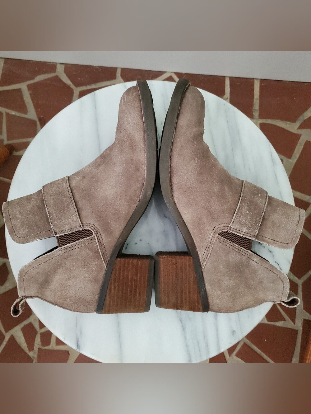Born Royce Distressed Suede Leather Pull On Ankle Bootie Taupe 7.5 - Picture 8 of 10